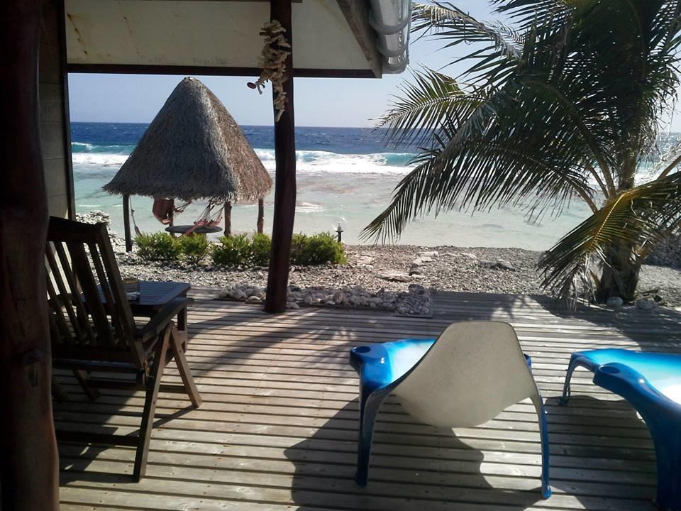 Miki Miki Lodge Avatoru Bagian luar foto