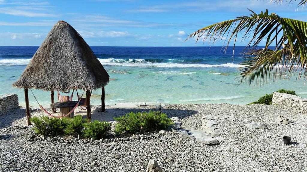 Miki Miki Lodge Avatoru Bagian luar foto