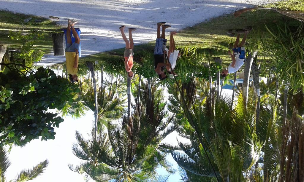 Miki Miki Lodge Avatoru Bagian luar foto